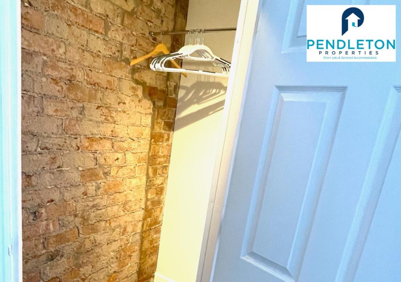 Modern 3 Bed House With Free Parking And Wi-Fi Βίλα Πρέστον Εξωτερικό φωτογραφία